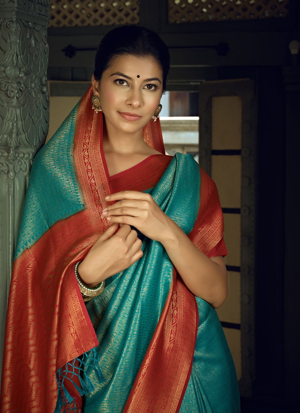 Contemporary Kanjivaram Silk Aqua Blue Weaving Saree