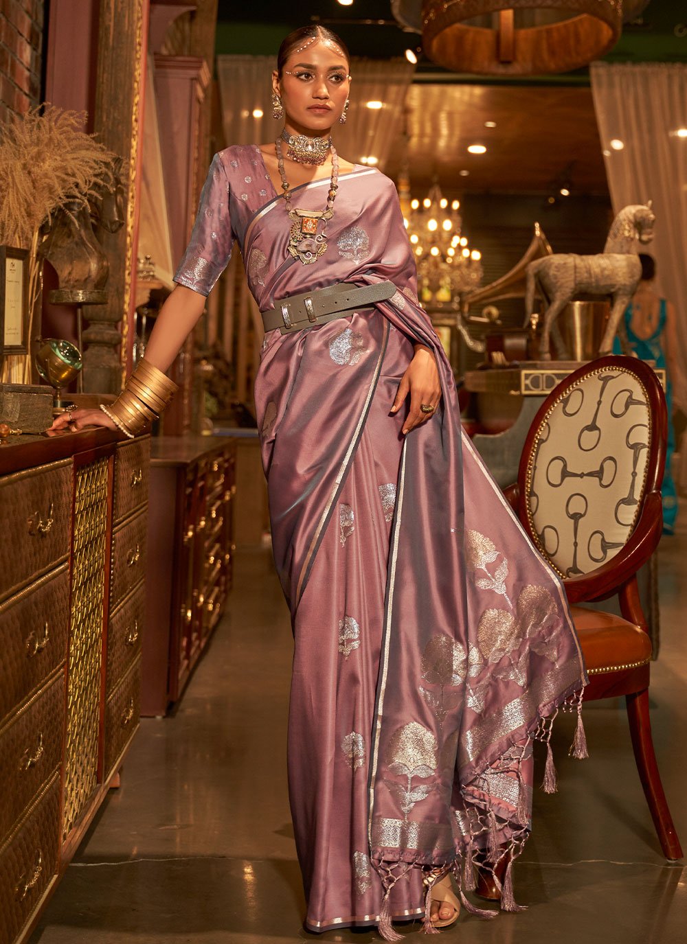 Classic Handloom Silk Satin Mauve Weaving Saree