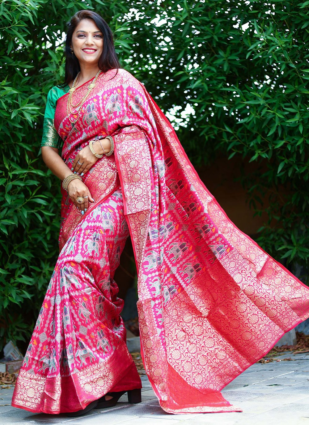 Contemporary Patola Silk Pink Weaving Saree