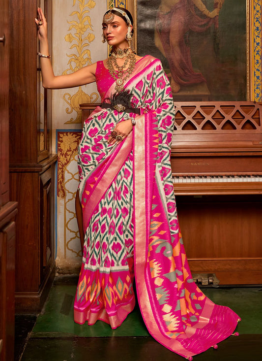 Classic Patola Silk Pink Weaving Saree