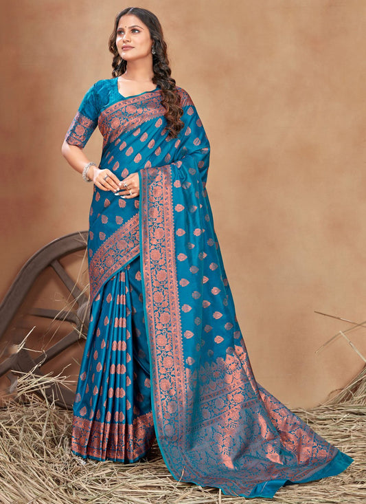 Classic Banarasi Silk Morpeach Weaving Saree