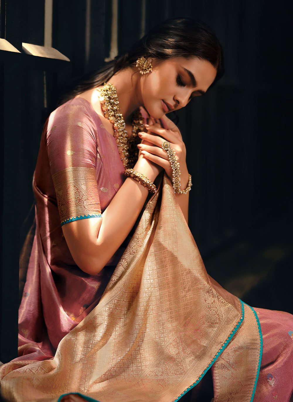 Classic Silk Tissue Pink Weaving Saree