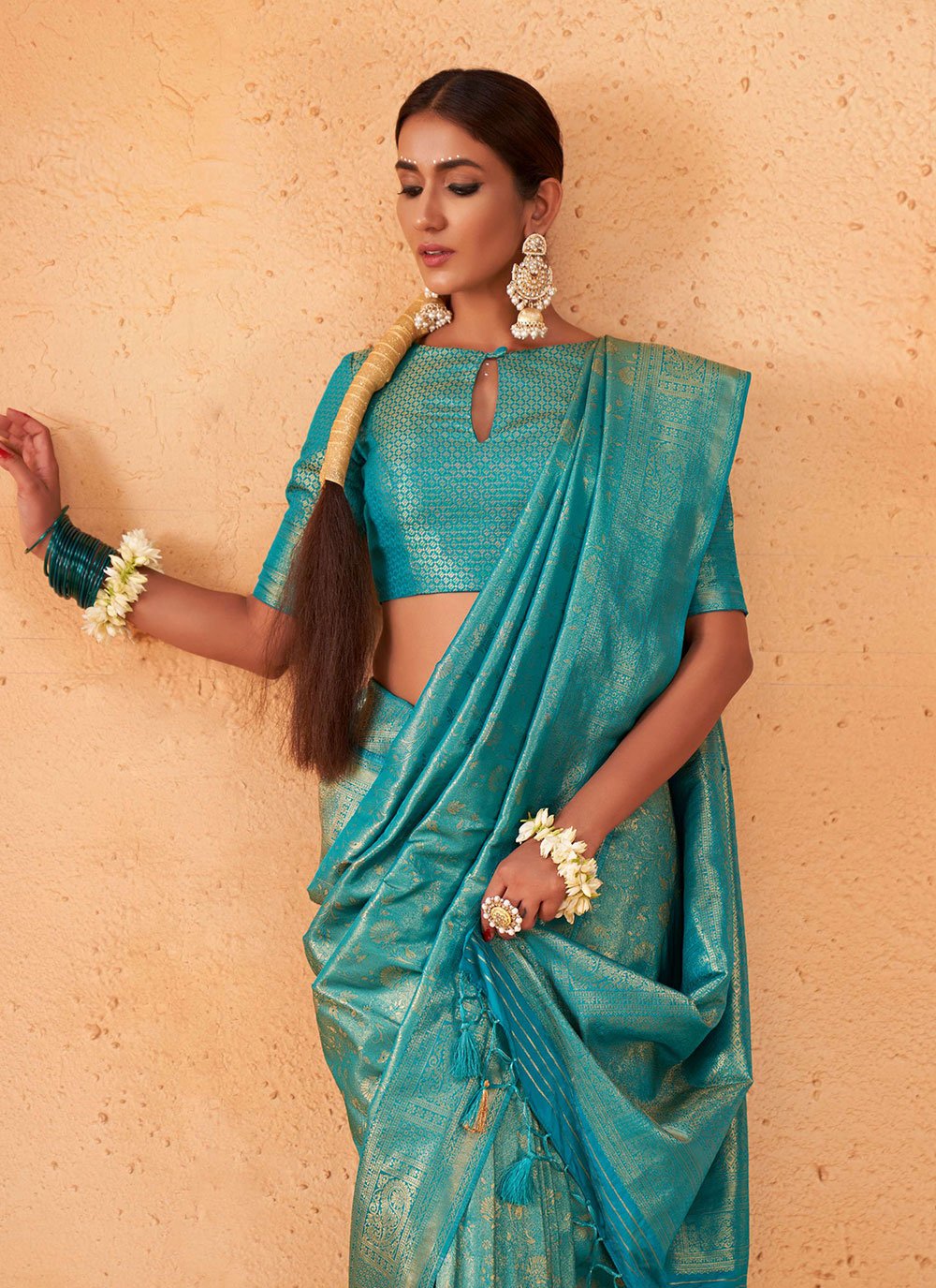 Trendy Saree Kanjivaram Silk Turquoise Weaving Saree