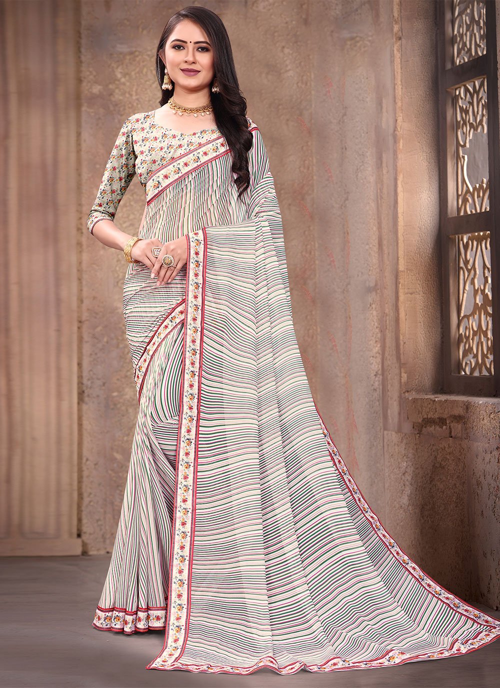 Casual Weight Less Off White Digital Print Saree