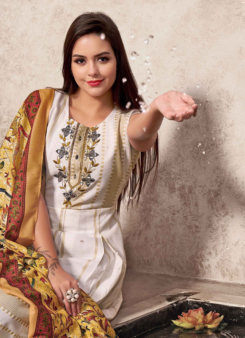 Casual Kurti Cotton White Digital Print Kurtis