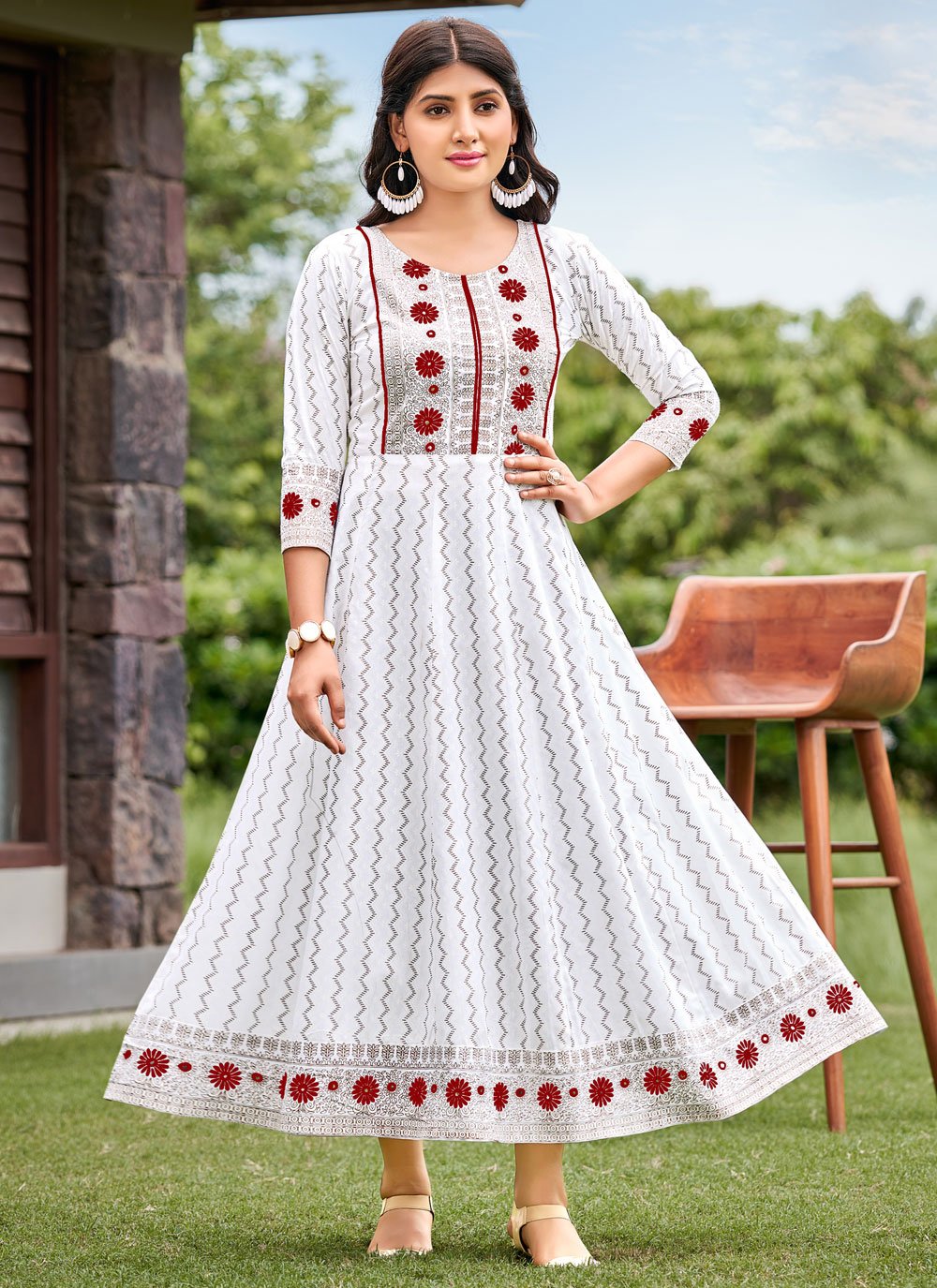 Gown Rayon White Print Gown