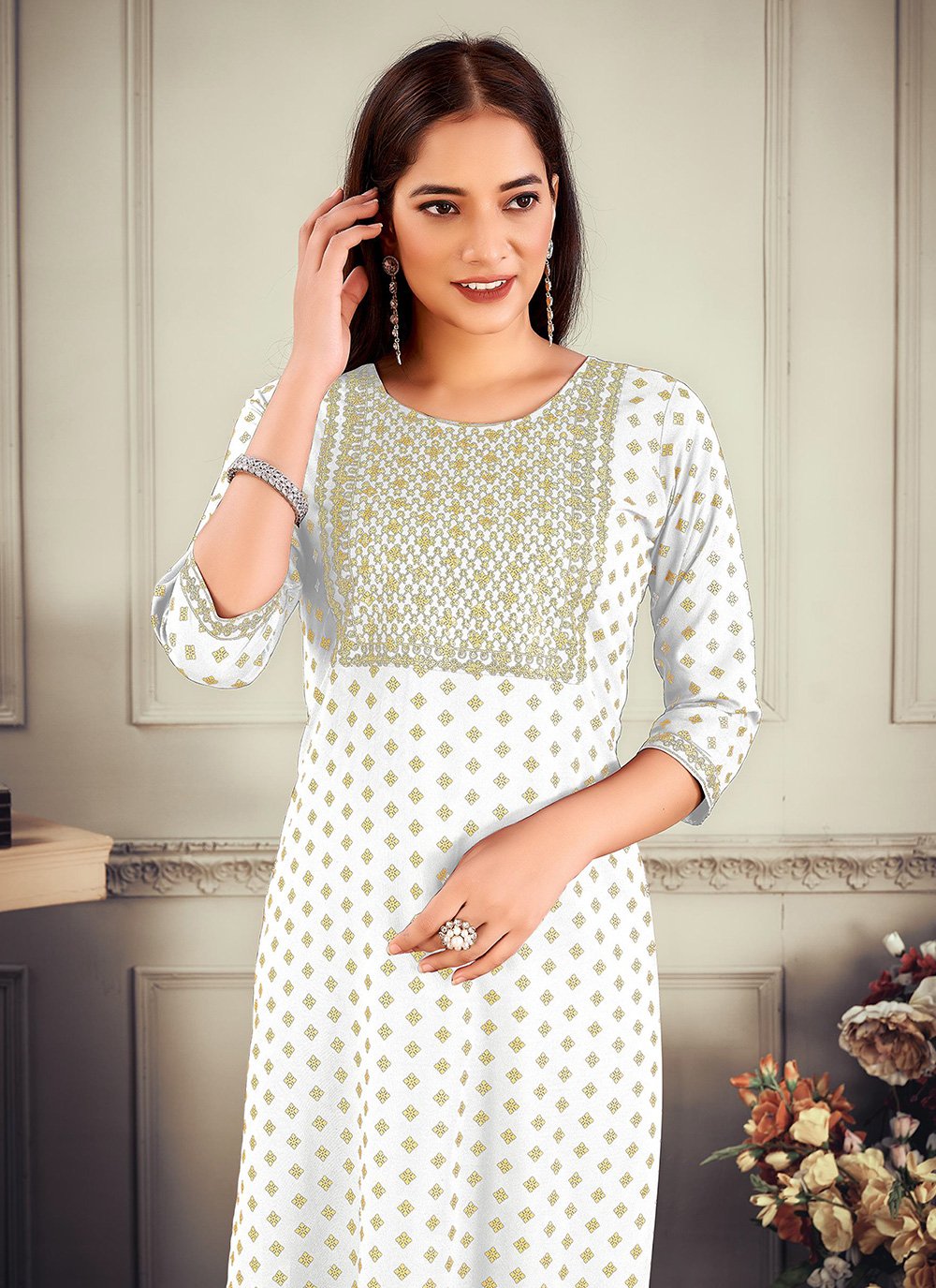 Casual Kurti Rayon White Embroidered Kurtis