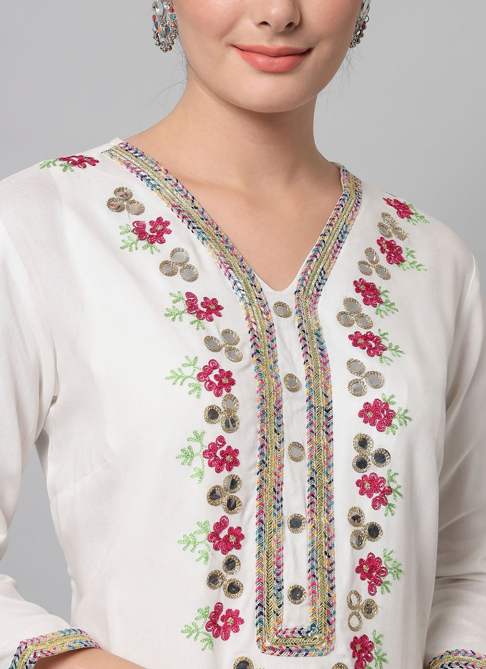 Casual Kurti Rayon Viscose White Embroidered Kurtis