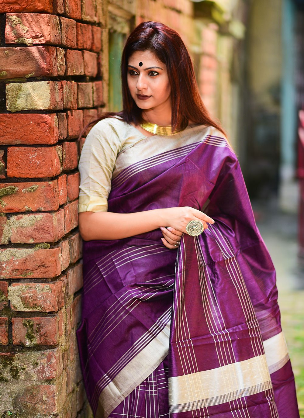 Classic Raw Silk Wine Weaving Saree