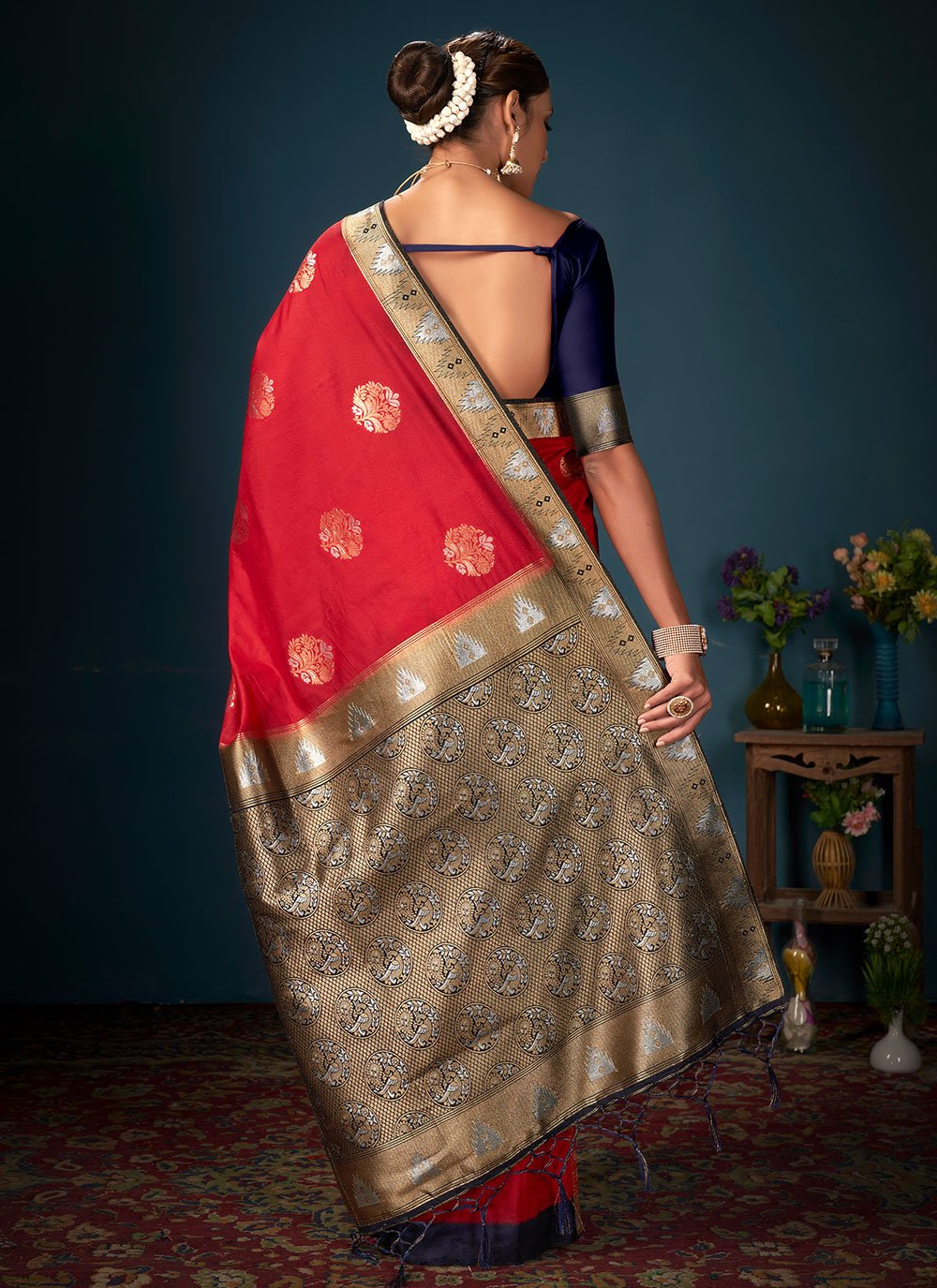 Contemporary Art Banarasi Silk Red Woven Saree