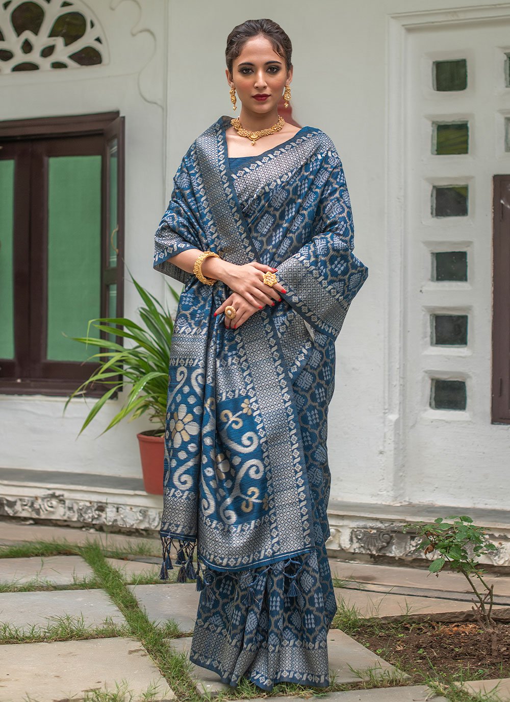 Trendy Saree Tussar Silk Blue Woven Saree