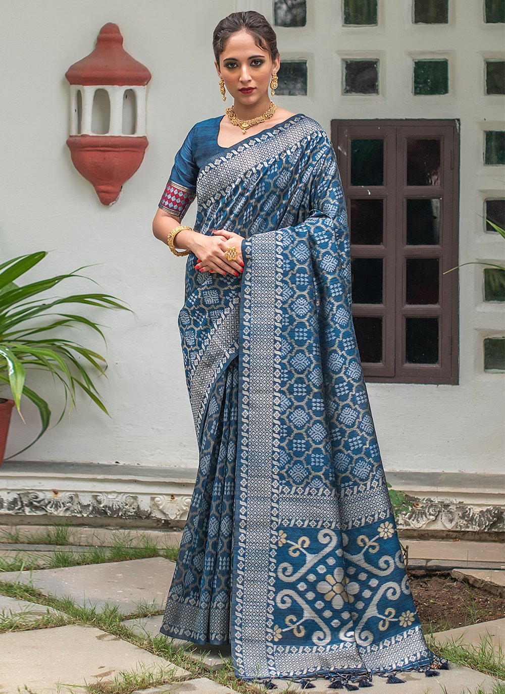 Trendy Saree Tussar Silk Blue Woven Saree