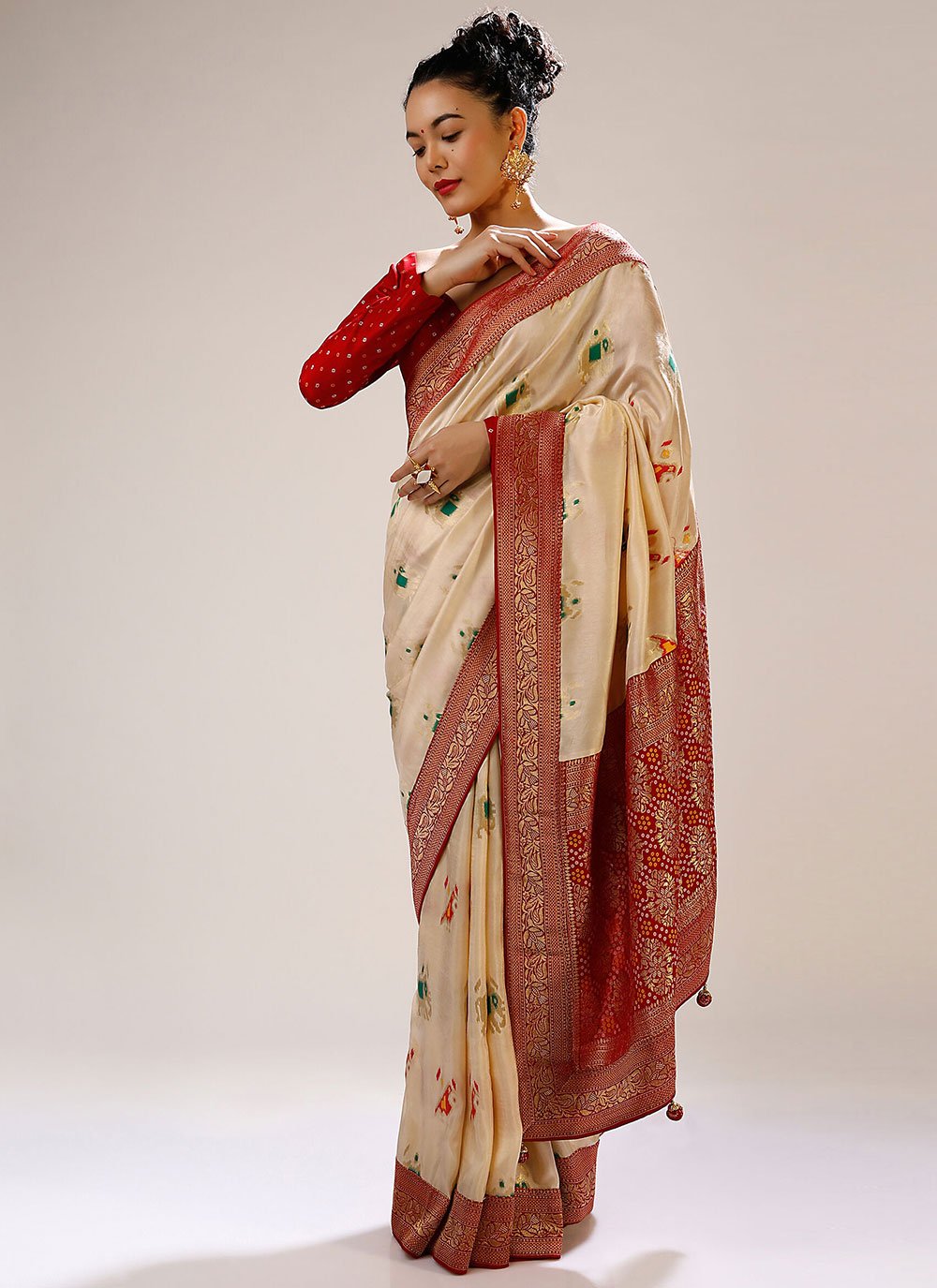 Contemporary Art Banarasi Silk Cream Woven Saree