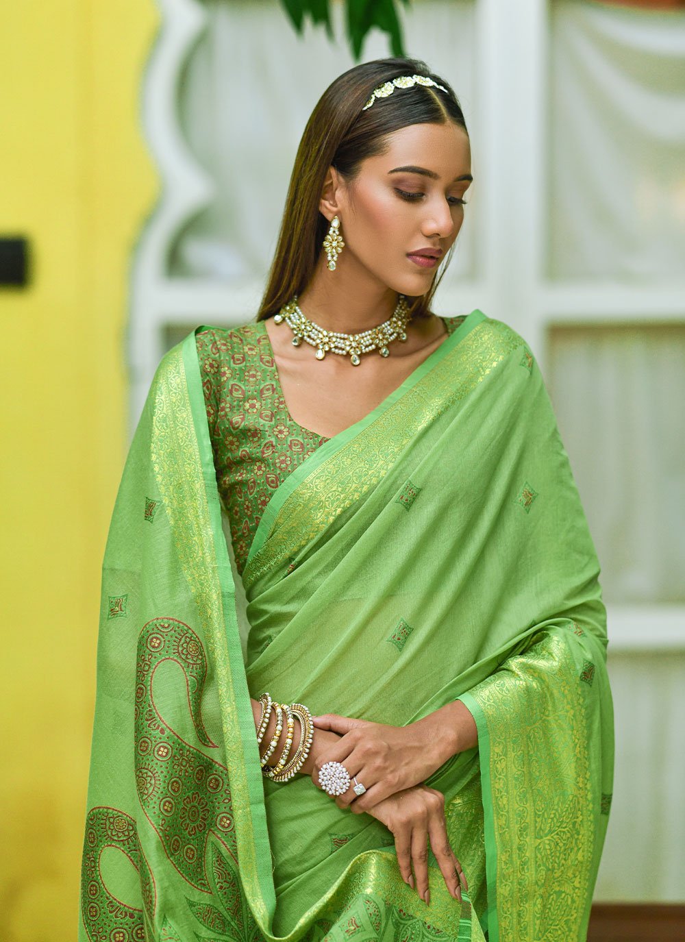 Trendy Saree Cotton Green Woven Saree