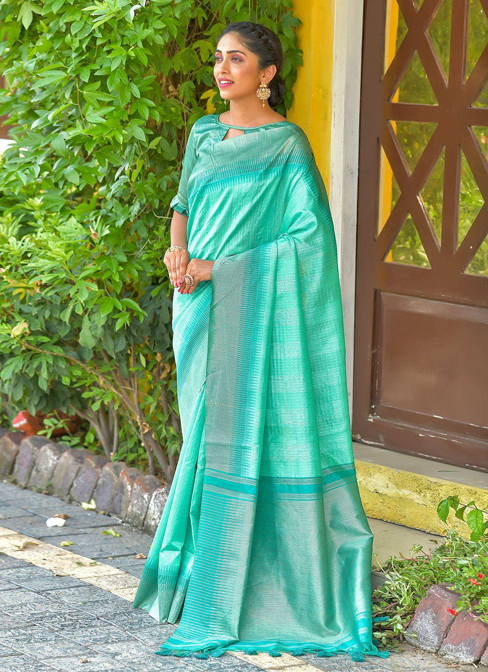 Contemporary Silk Sea Green Woven Saree