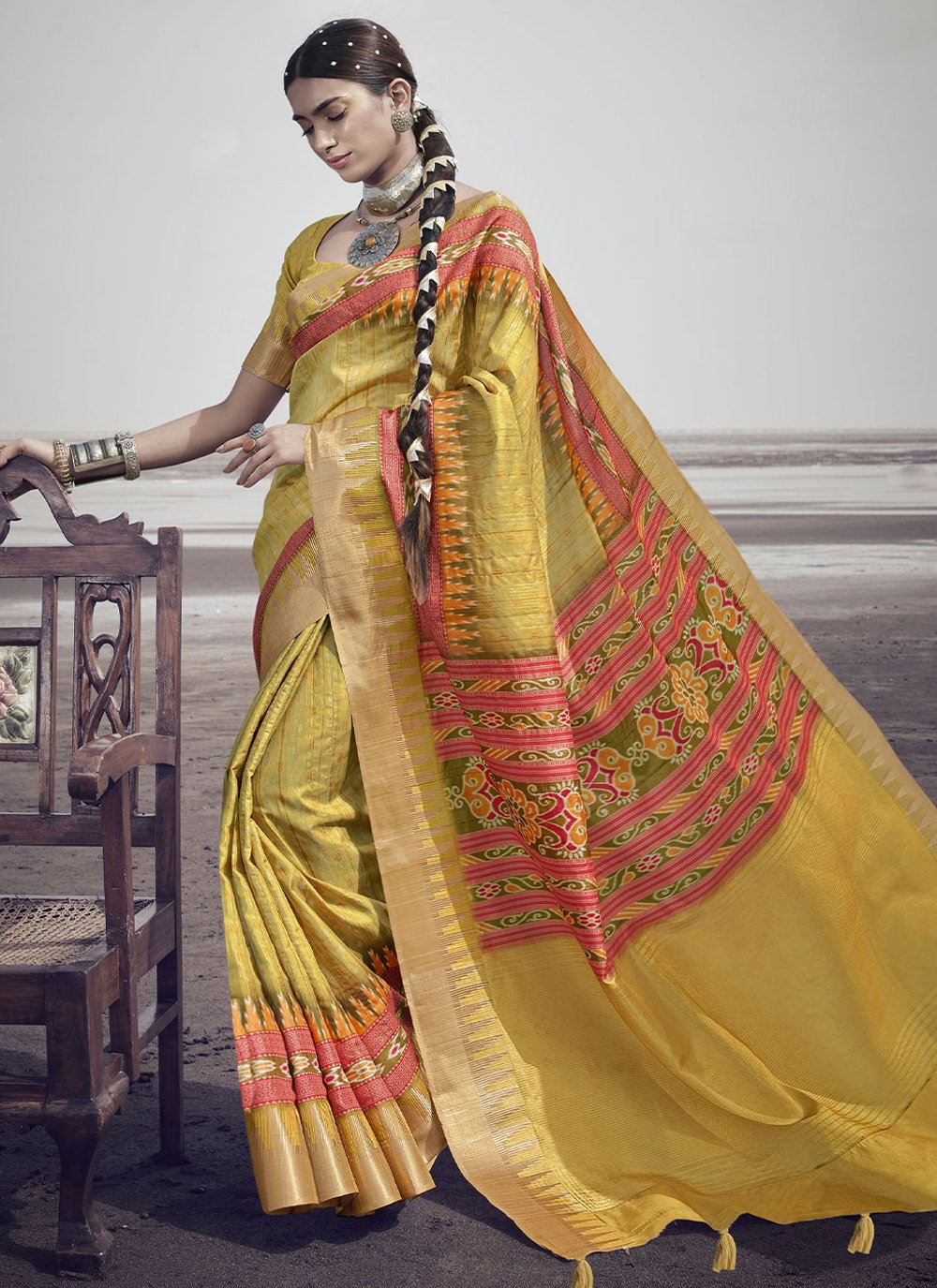 Trendy Saree Silk Yellow Digital Print Saree