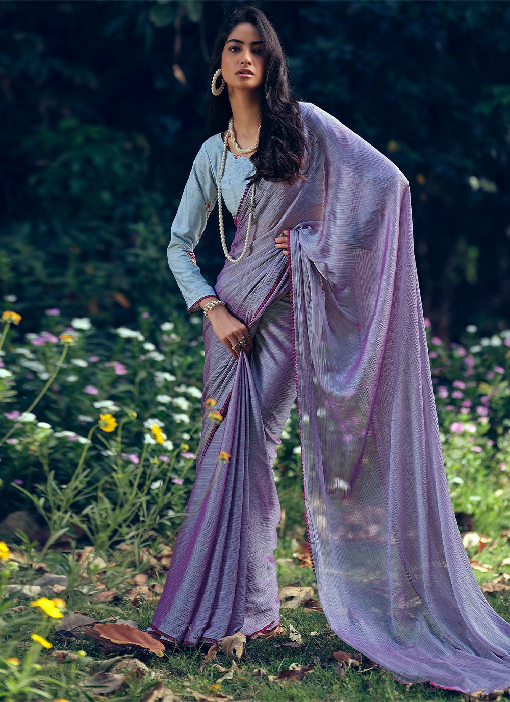 Trendy Saree Art Silk Lavender Woven Saree