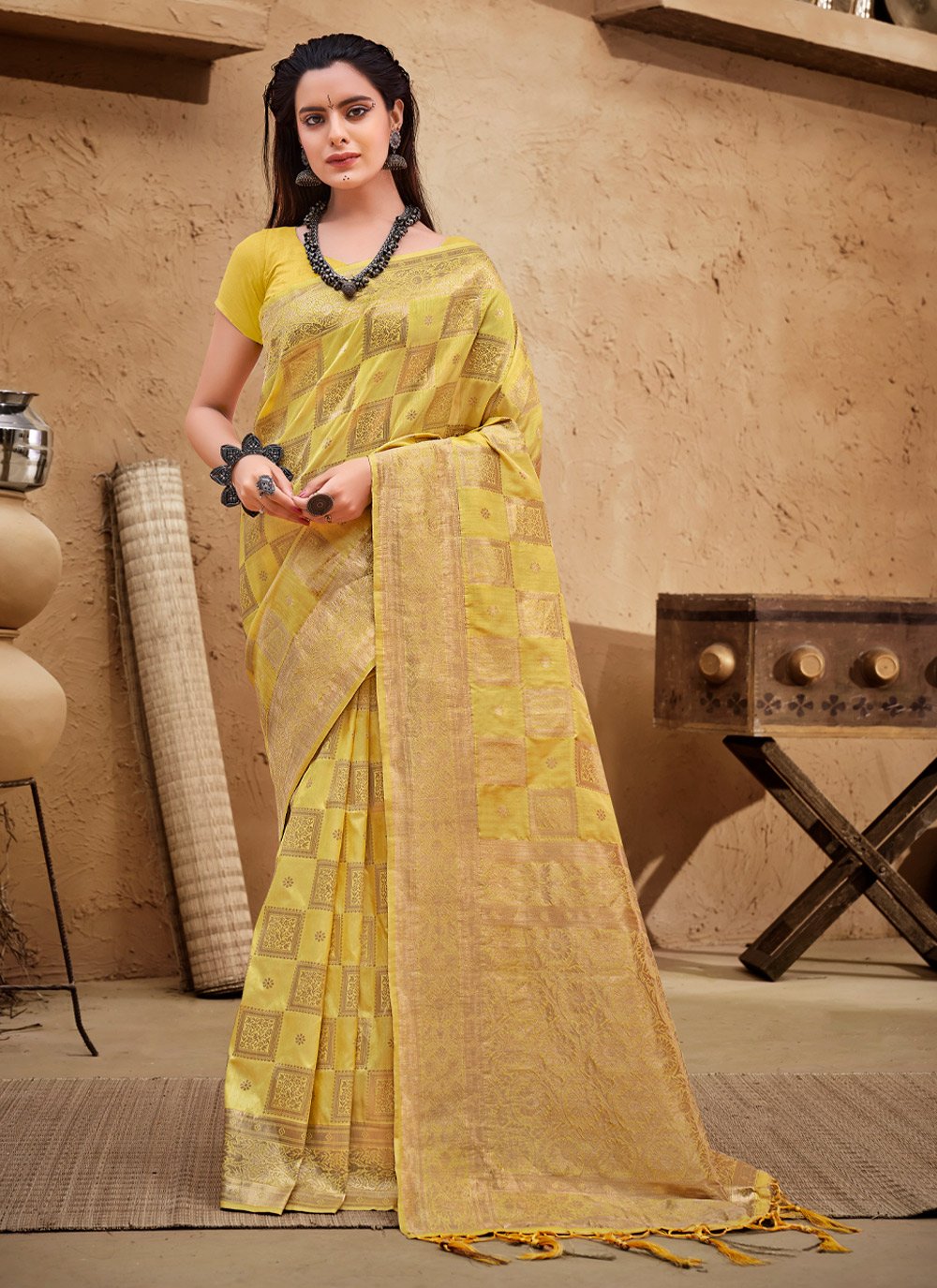 Trendy Saree Silk Yellow Weaving Saree