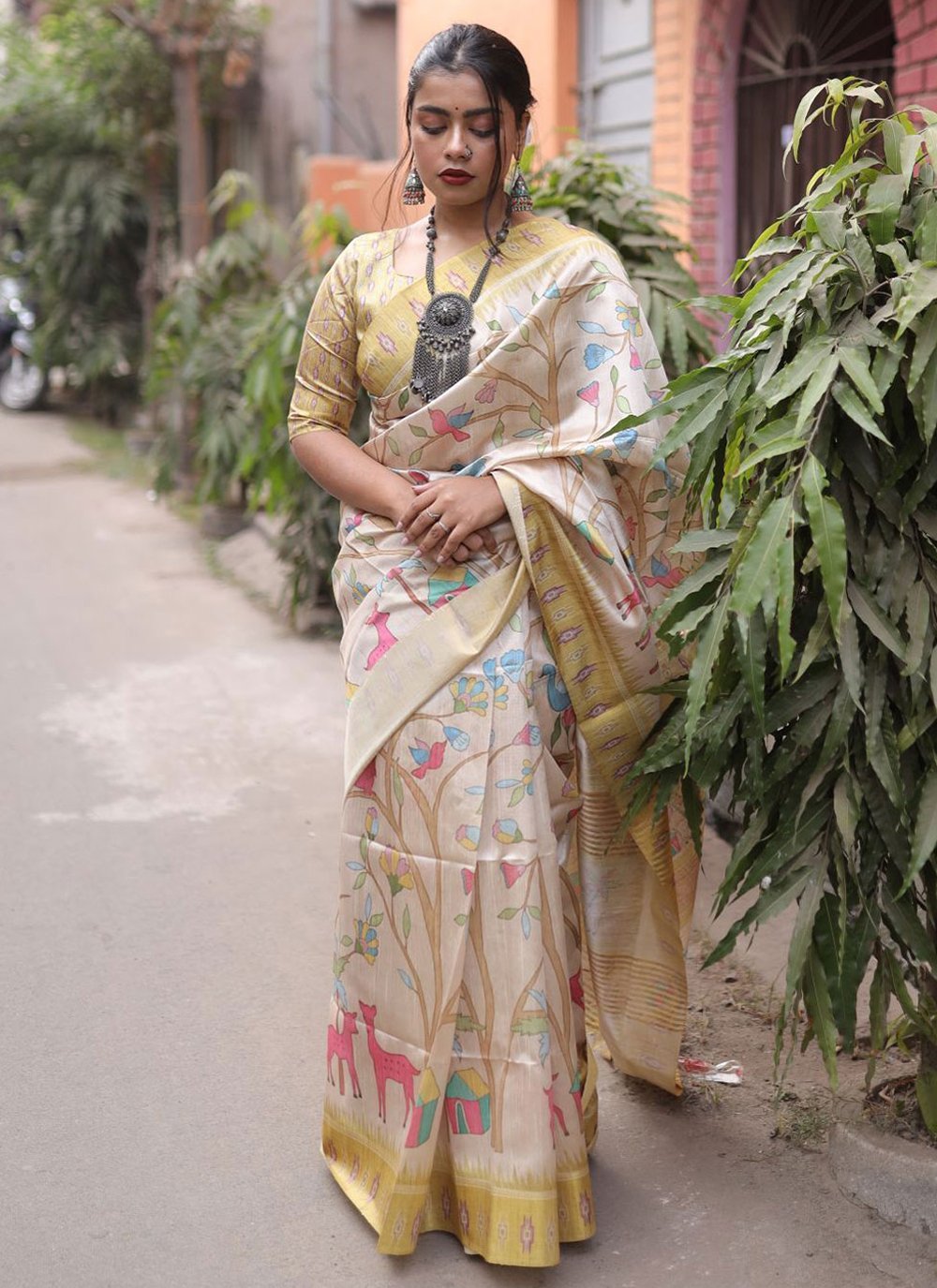 Trendy Saree Silk Yellow Print Saree