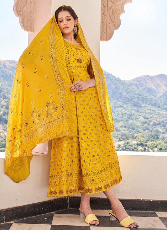 Gown Rayon Yellow Digital Print Gown