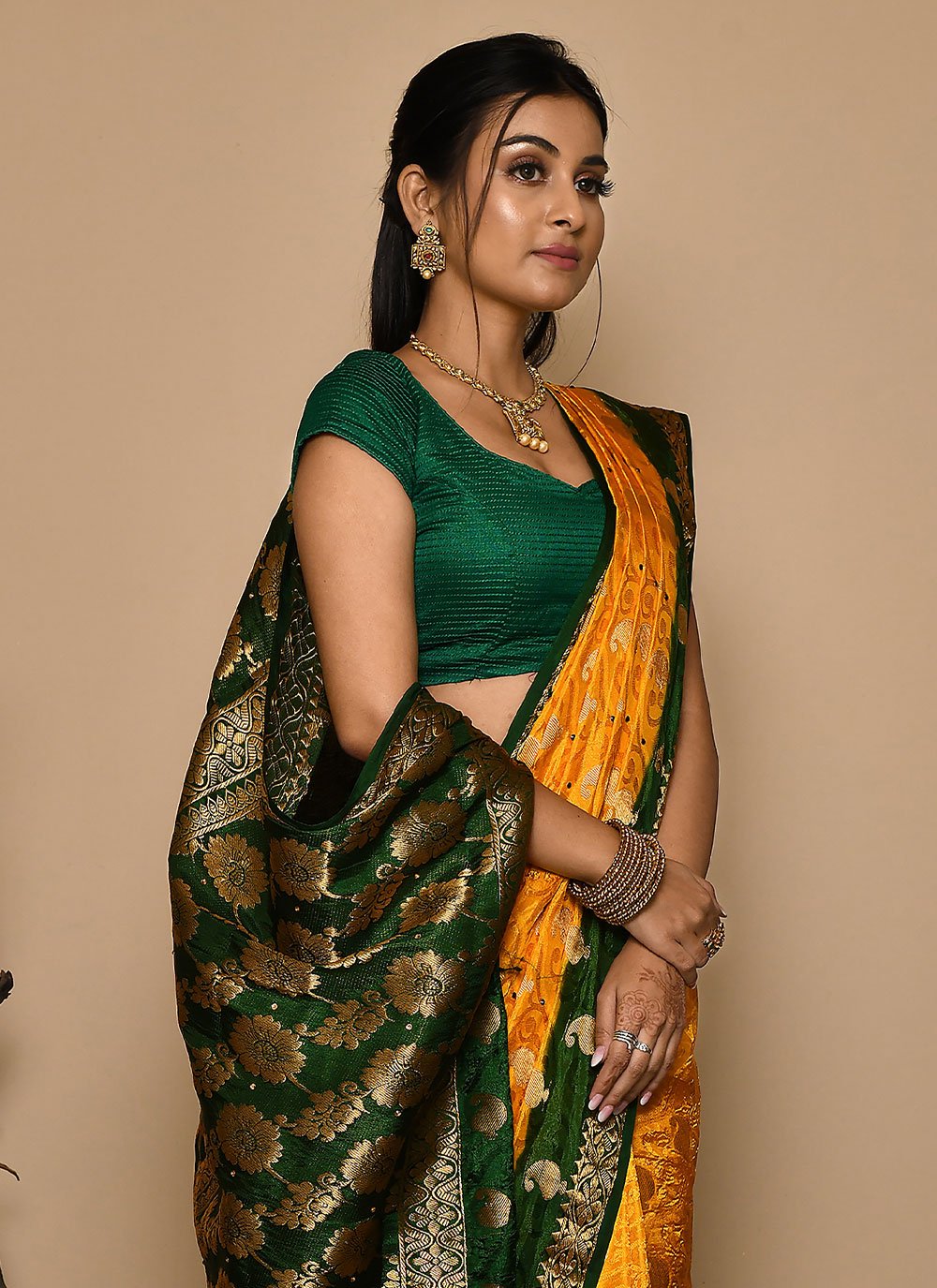 Contemporary Kanjivaram Silk Yellow Weaving Saree