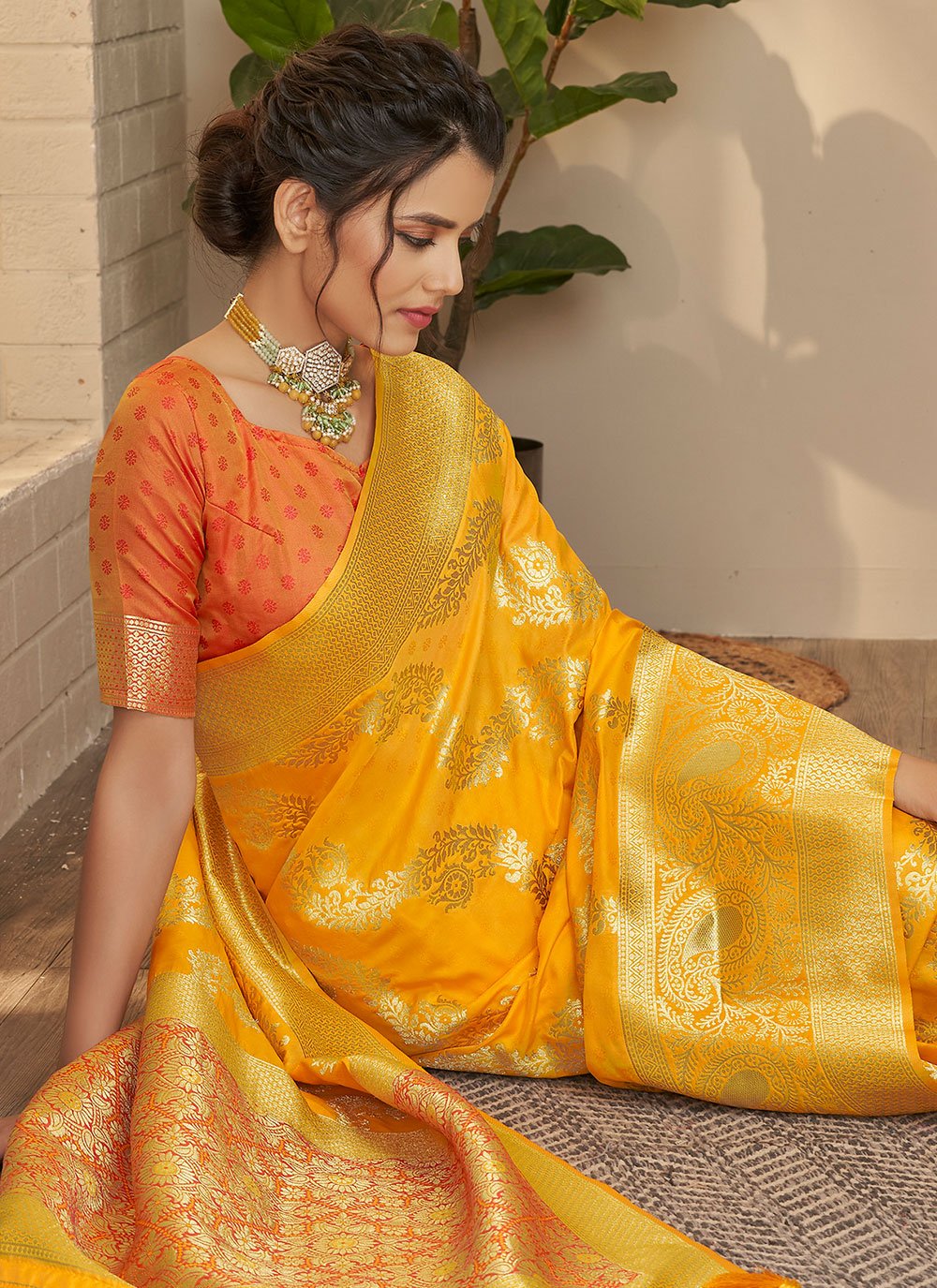 Contemporary Silk Yellow Weaving Saree