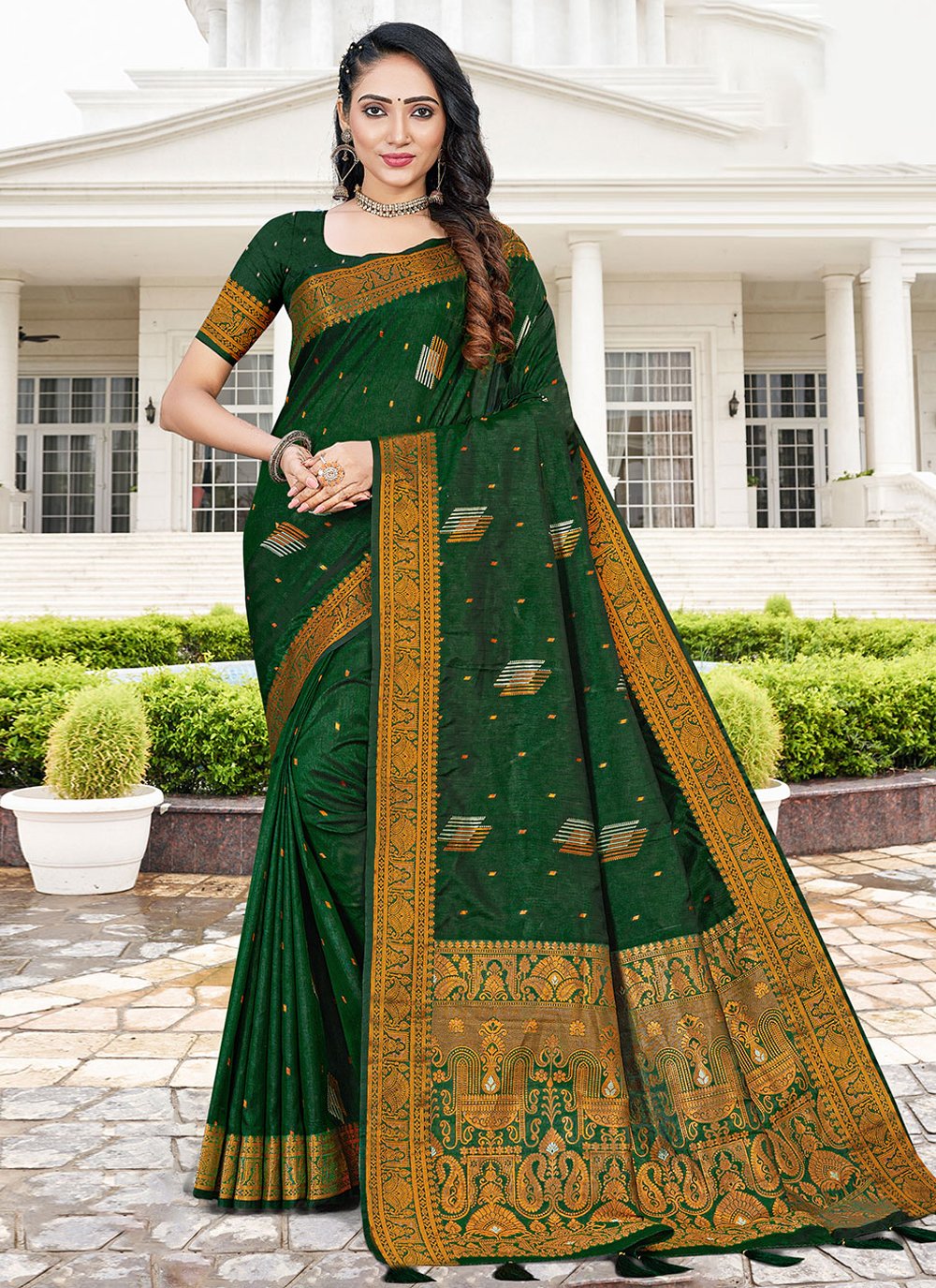 Contemporary Tussar Silk Green Zari Saree