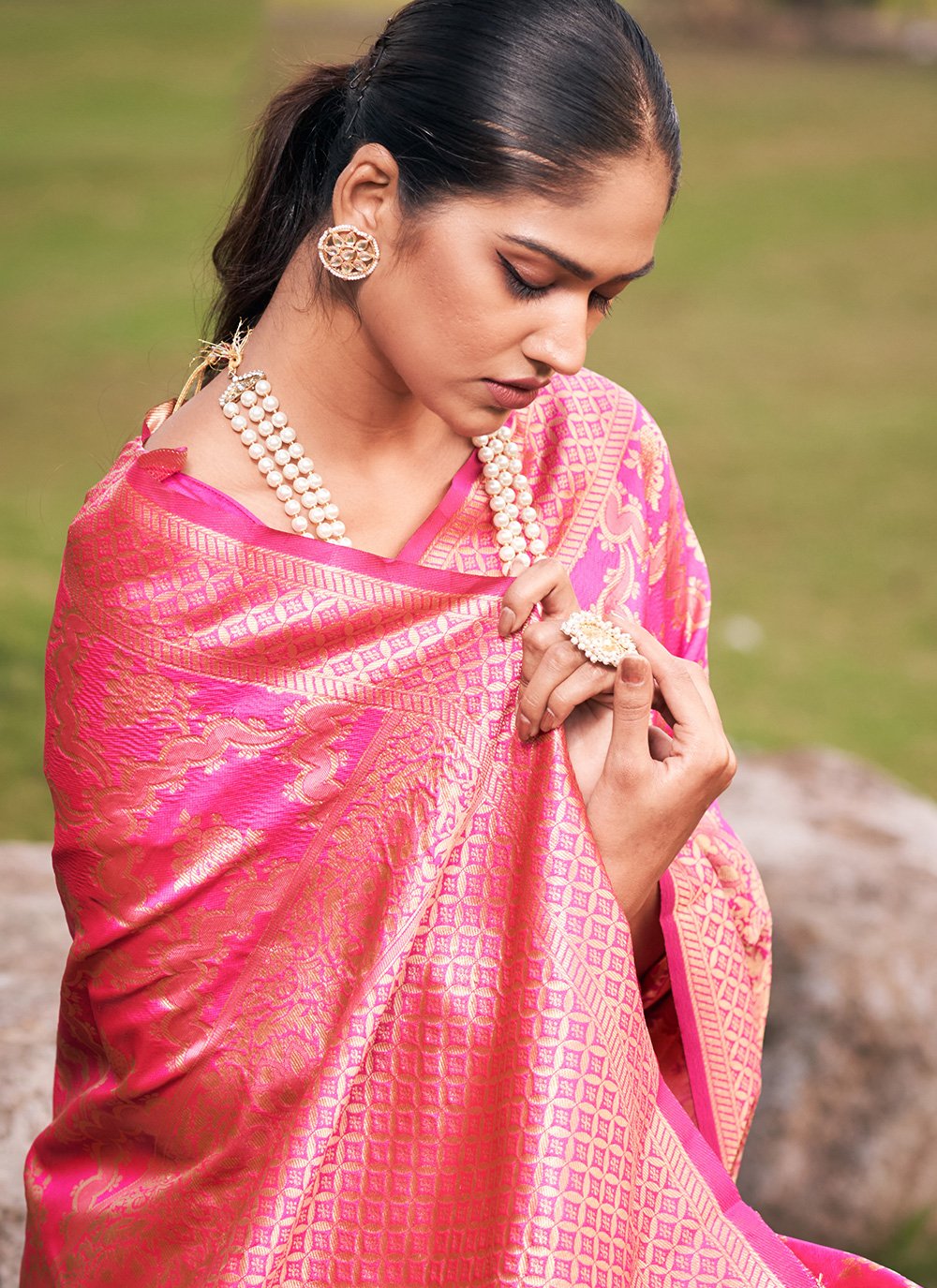 Classic Jacquard Silk Pink Zari Saree