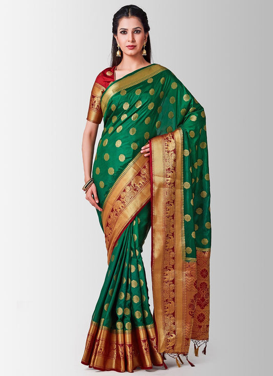 Contemporary Kanjivaram Silk Green Zari Saree